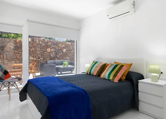 Neptuno Feriehus La Santa